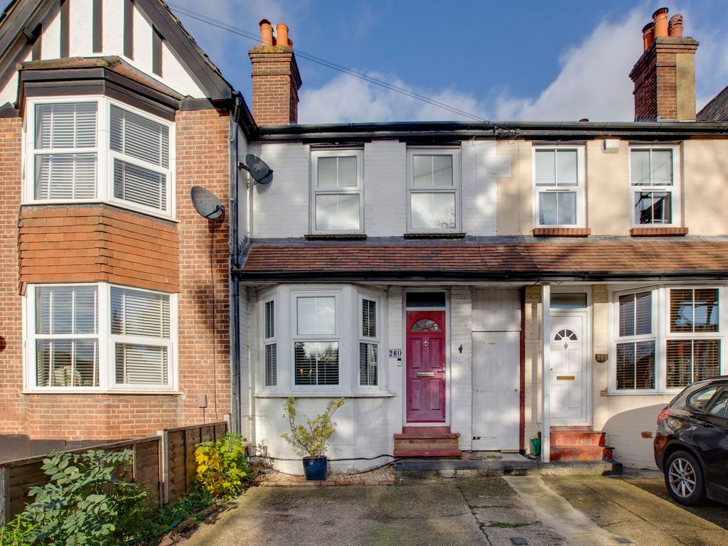 2 bed terraced house for sale in West Wycombe Road, High Wycombe HP12, £385,000