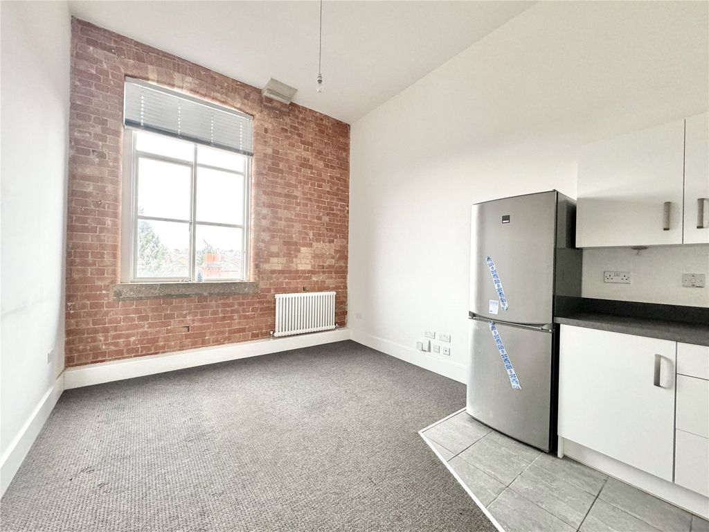 1 bed flat for sale in Wheatsheaf Court, Leicester, Leicestershire LE2, £110,000