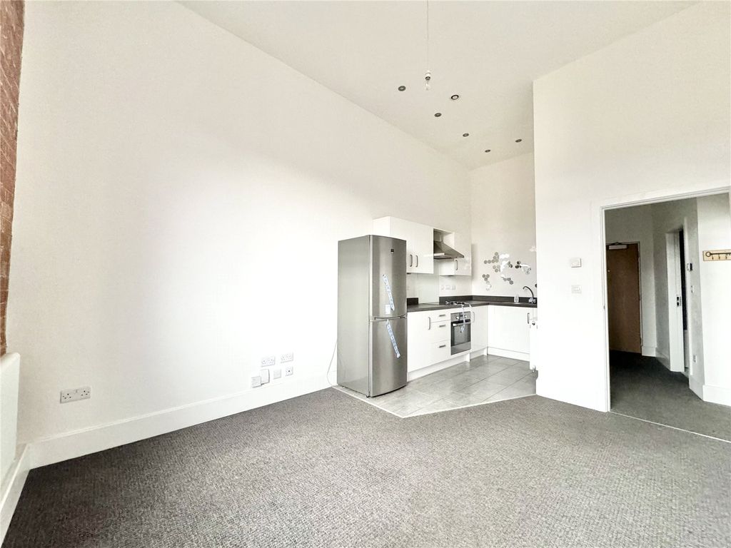 1 bed flat for sale in Wheatsheaf Court, Leicester, Leicestershire LE2, £110,000