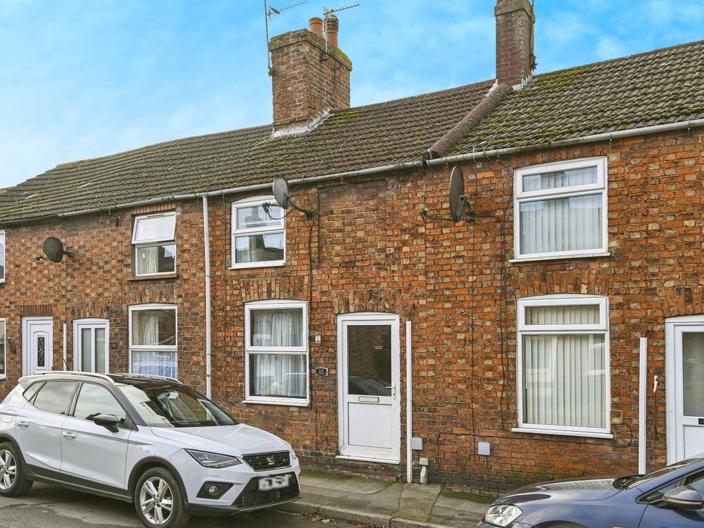 2 bed terraced house for sale in Foundry Street, Horncastle LN9, £130,000