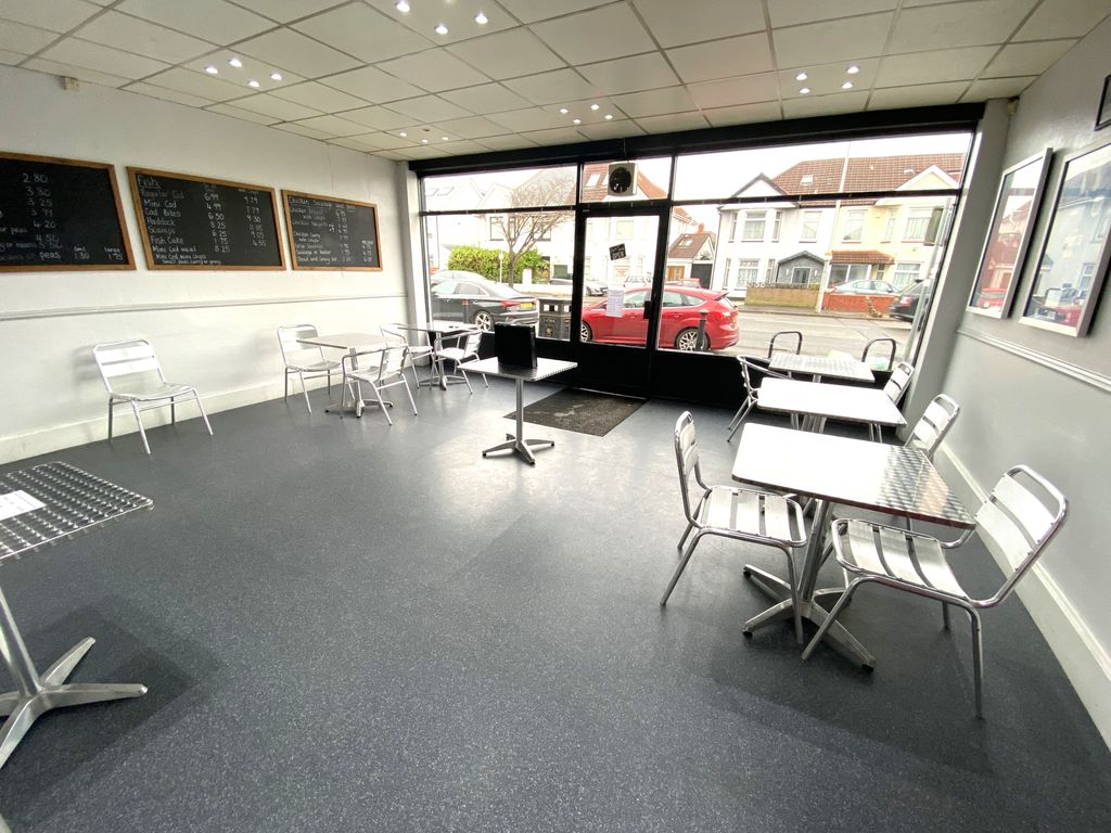 Restaurant/cafe to let in Caerphilly Road, Birchgrove, Cardiff CF14, £18,000 pa