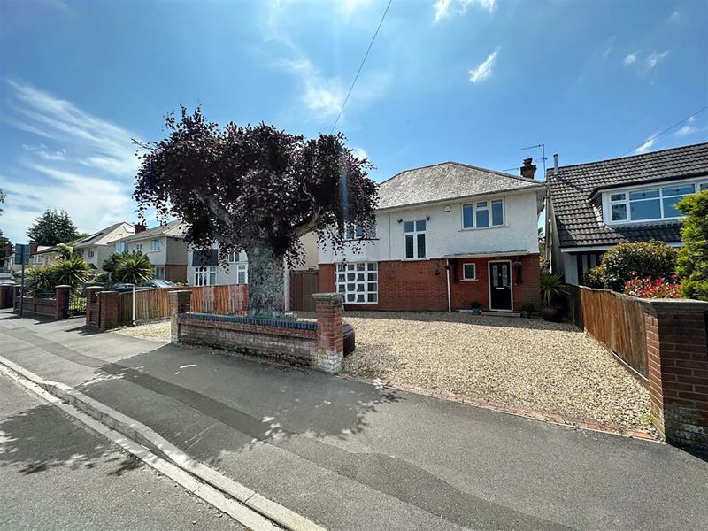 5 bed property for sale in St. Lukes Road, Bournemouth BH3, £680,000
