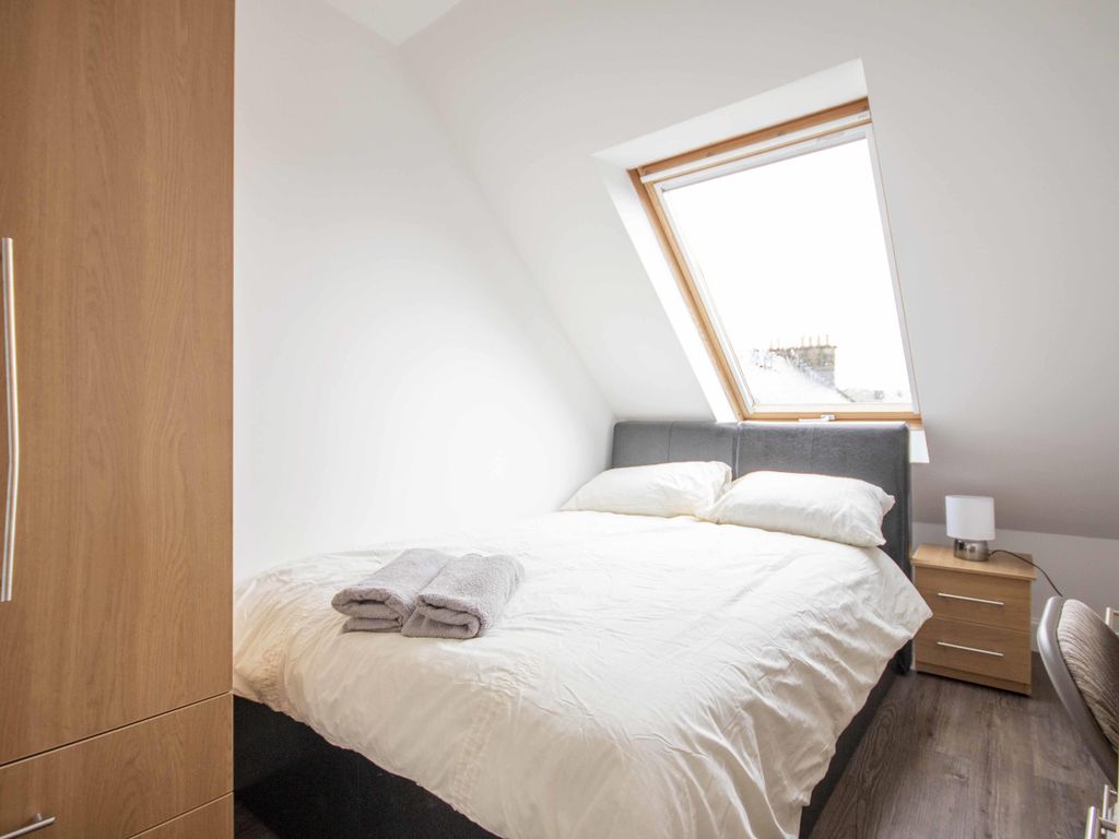 8 bed flat to rent in Nicolson Street, Edinburgh EH8, £725 pcm