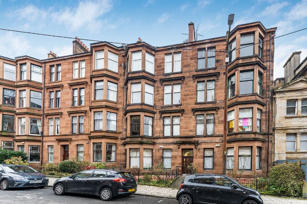 2 bed flat to rent in Cranworth Street, Hillhead, Glasgow G12, £1,450 pcm