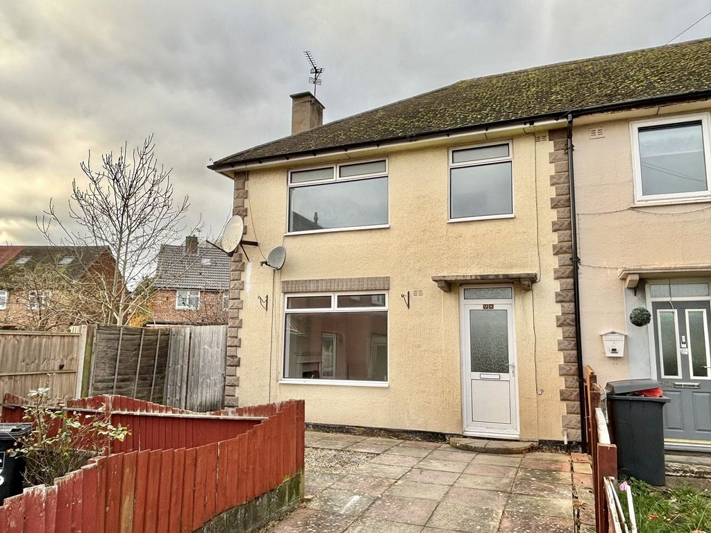 3 bed end terrace house for sale in Blissett Road, Leicester, Leicestershire. LE3, £189,950