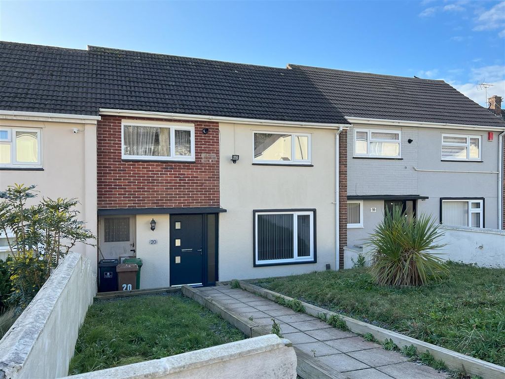 3 bed terraced house for sale in Hilton Avenue, Plymouth PL5, £215,000
