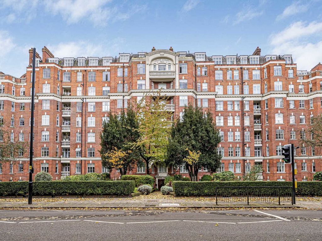 2 bed flat for sale in Maida Vale, London W9, £750,000