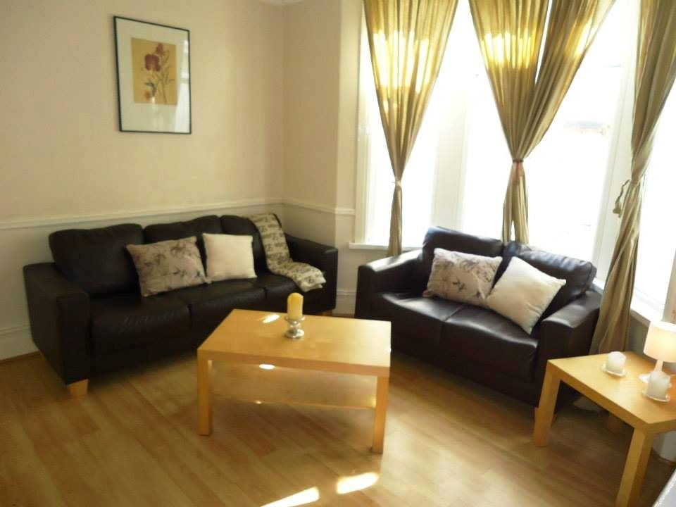 5 bed property to rent in Africa Gardens, Heath, Cardiff CF14, £2,175 pcm
