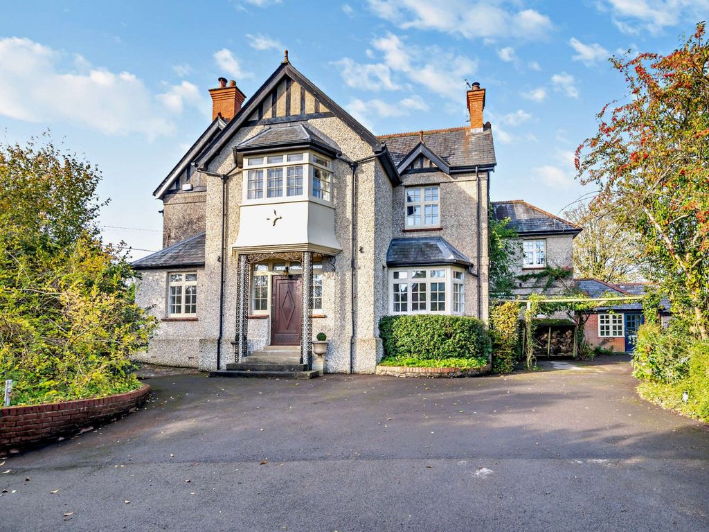 5 bed detached house for sale in Wyke Road, Gillingham, Dorset SP8, £1,000,000