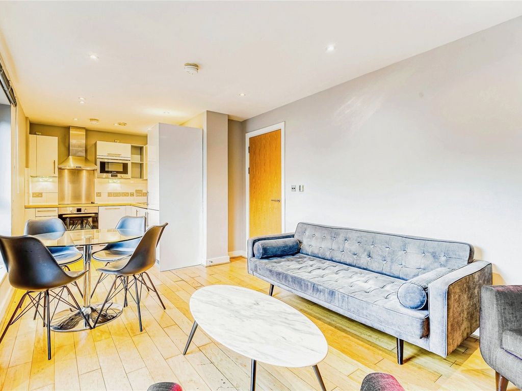 2 bed property for sale in Central Quay North, Broad Quay, Bristol BS1, £285,000