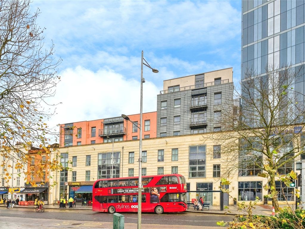 2 bed property for sale in Central Quay North, Broad Quay, Bristol BS1, £285,000
