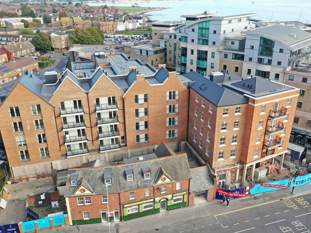 New home, 2 bed flat for sale in East Quay Rd, Poole Quay, Poole BH15, £340,000