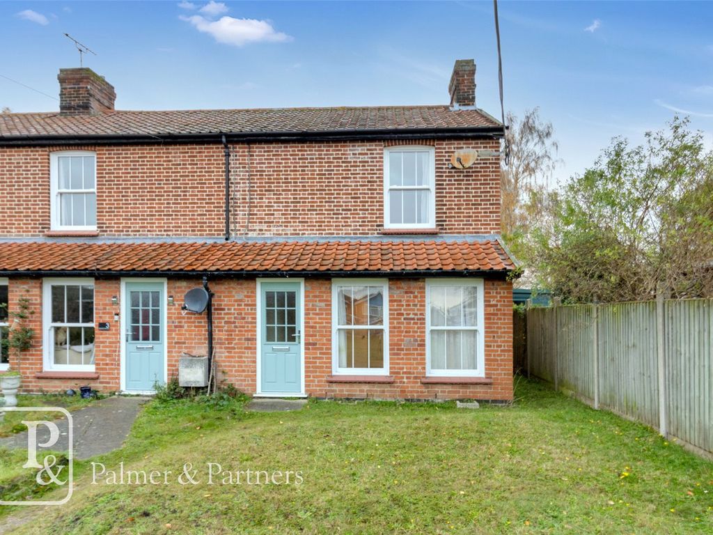 3 bed end terrace house for sale in East End, East Bergholt, Colchester, Suffolk CO7, £250,000