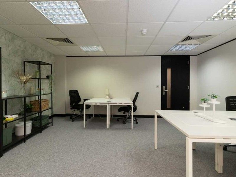 Office to let in Upper Berkeley Street, London W1H, £21,300 pa