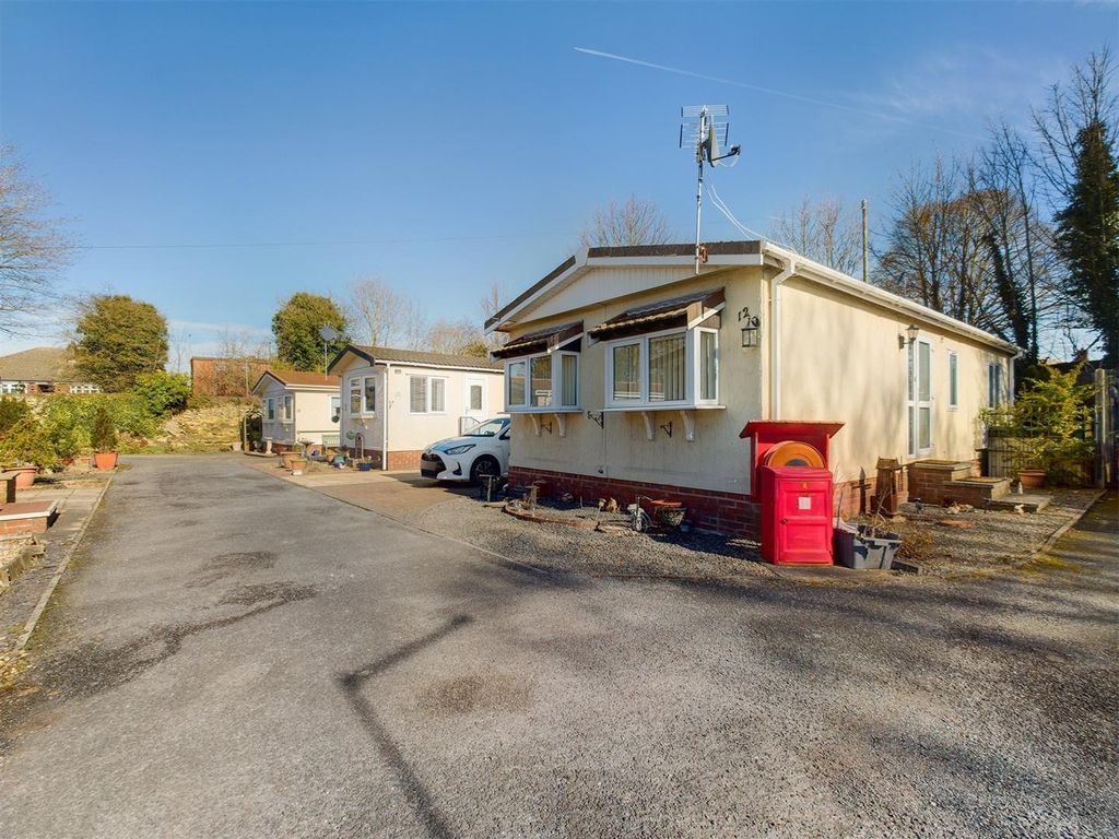 1 bed mobile/park home for sale in Stone Valley Court, Waddington, Lincoln LN5, £109,950