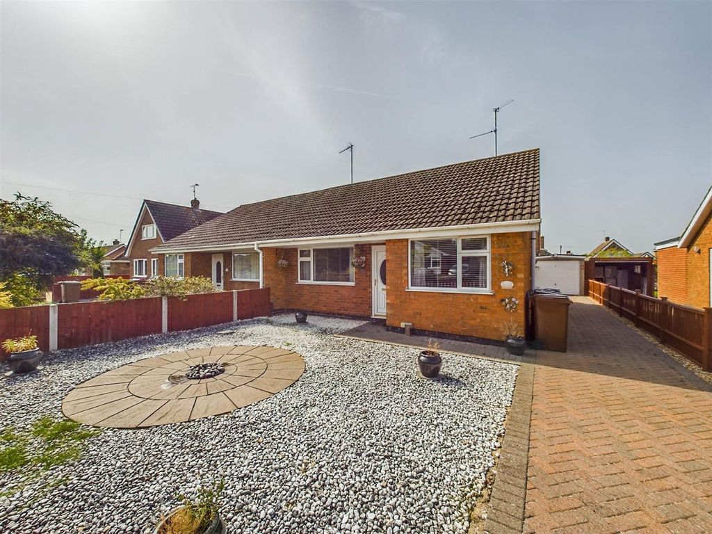 2 bed semi-detached bungalow for sale in Almond Crescent, Brant Road, Waddington, Lincoln LN5, £185,000