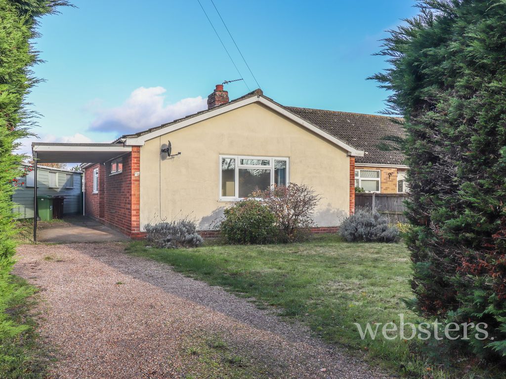 3 bed detached bungalow for sale in New Road, Hethersett, Norwich NR9, £325,000