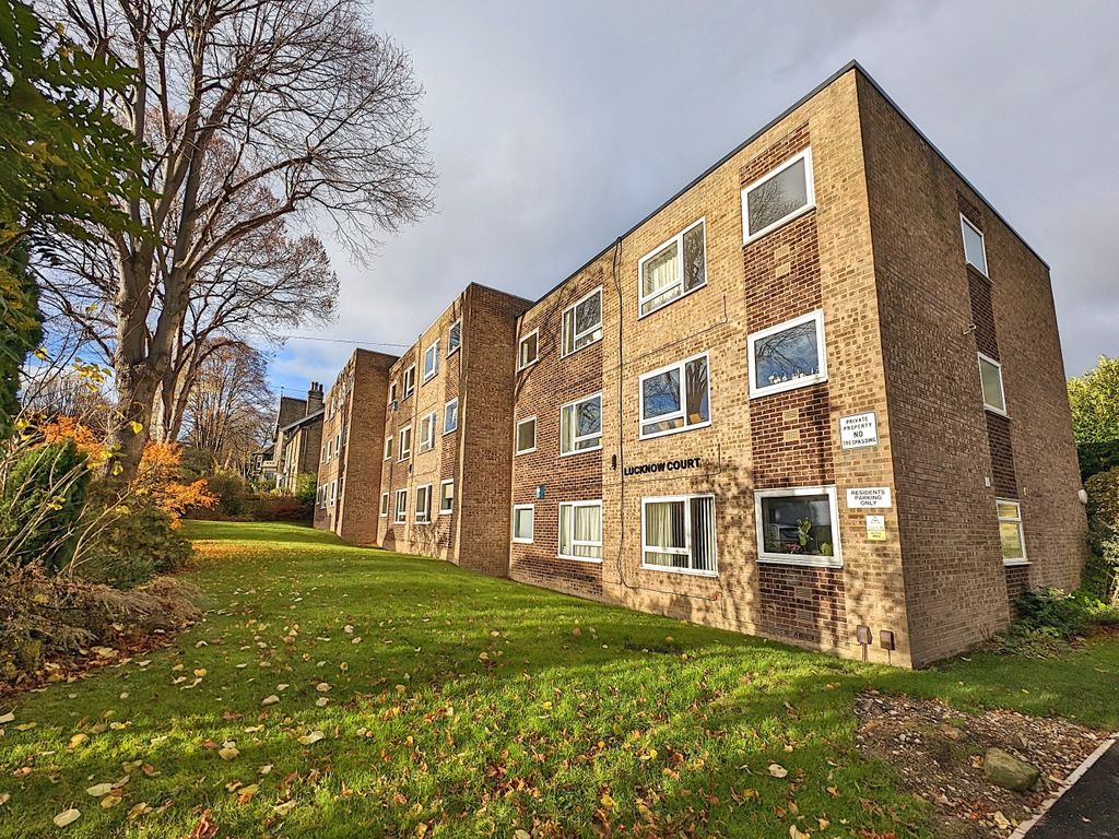 1 bed flat for sale in Lucknow Court, Glen Road, Nether Edge S7, £110,000