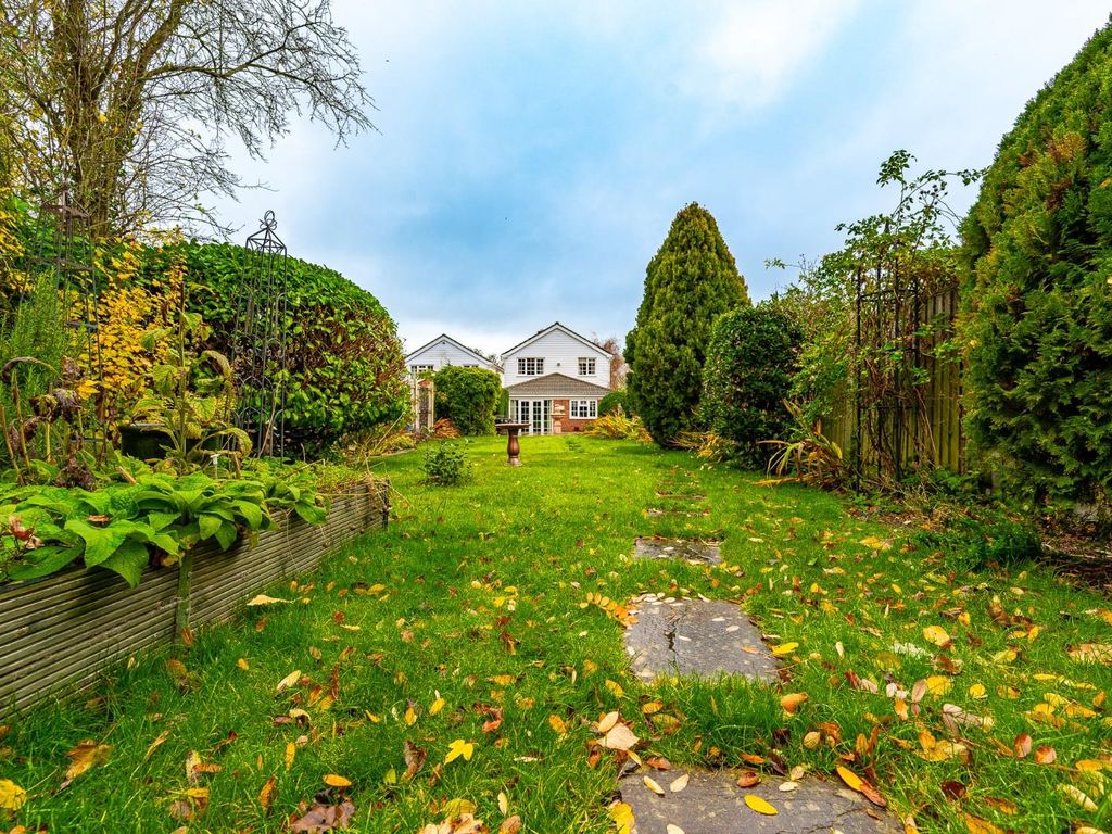 4 bed detached house for sale in Nunnery Street, Castle Hedingham, Halstead CO9, £475,000