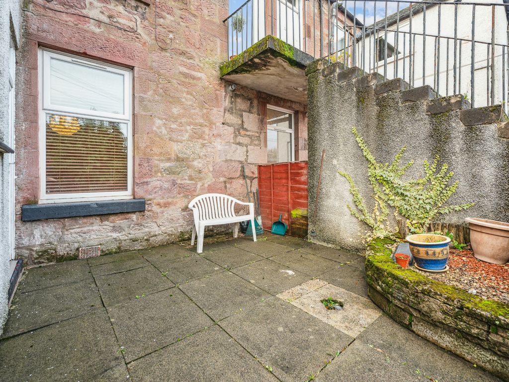 1 bed flat for sale in Shaftesbury Street, Alloa, Clackmannanshire FK10, £72,000