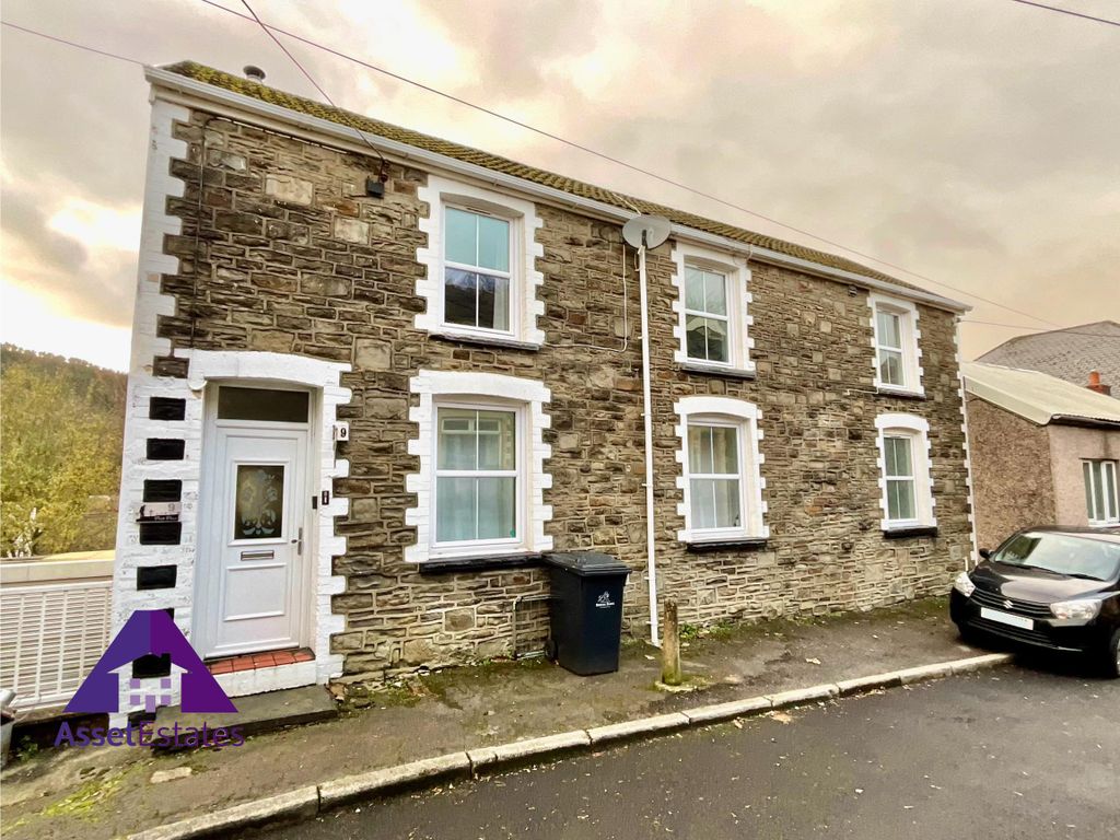 3 bed semi-detached house for sale in Park Place, Abertillery NP13, £185,000