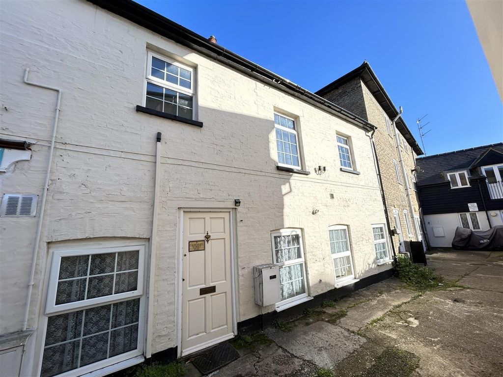 1 bed flat for sale in Churchgate Street, Soham, Ely CB7, £100,000