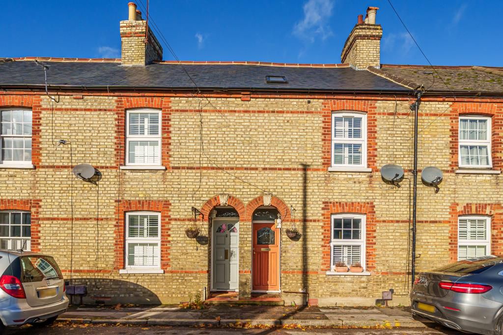 3 bed cottage for sale in High Barnet, Hertfordshire EN5, £550,000