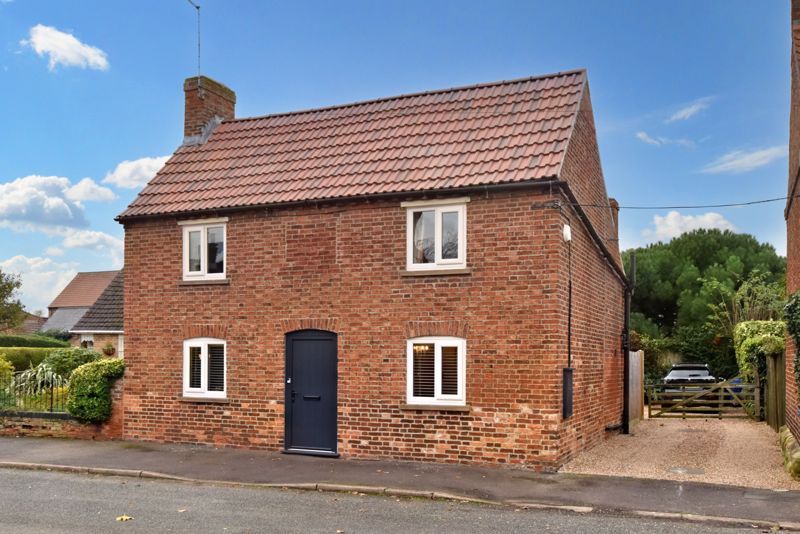 3 bed detached house for sale in High Street, Newton-On-Trent, Lincoln LN1, £275,000