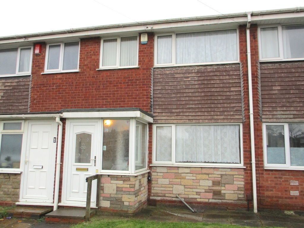 3 bed terraced house to rent in Ashfield Close, Walsall WS3, £850 pcm