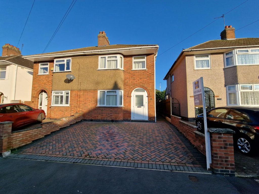 3 bed semi-detached house for sale in Benn Street, Rugby CV22, £255,000