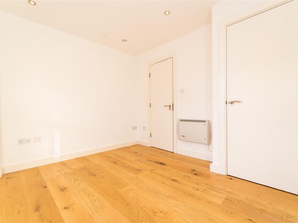 2 bed flat to rent in Newton Street, Manchester M1, £1,250 pcm