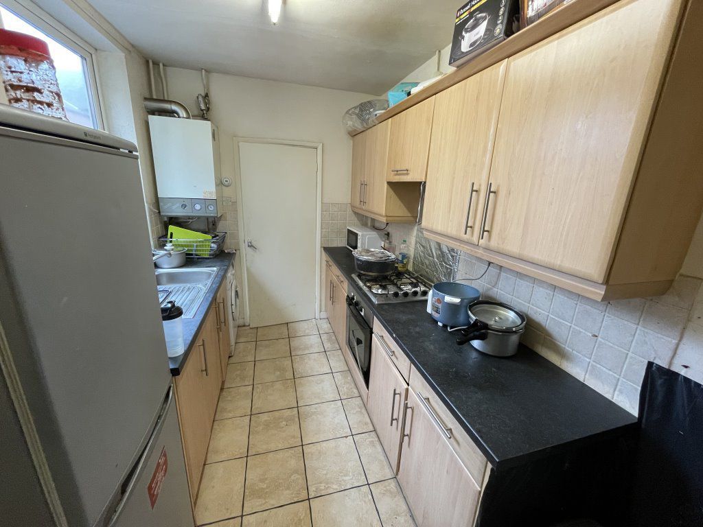 4 bed terraced house to rent in Ullswater Street, Leicester LE2, £303 pcm