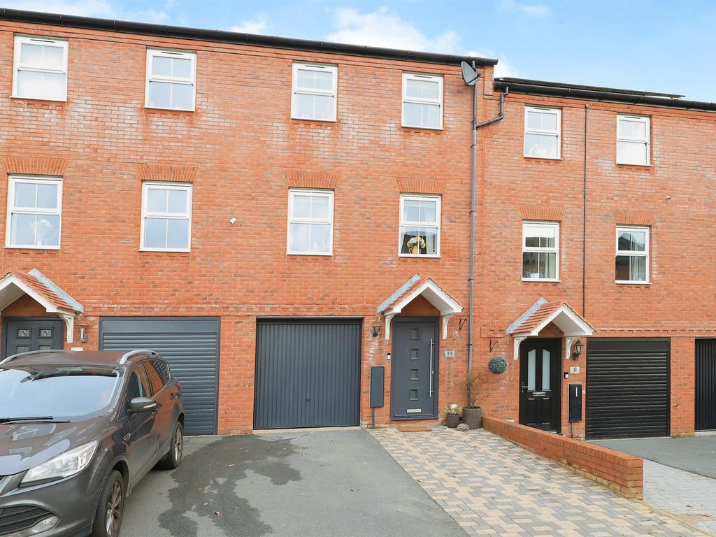 3 bed town house for sale in Betjeman Way, Cleobury Mortimer, Kidderminster DY14, £240,000