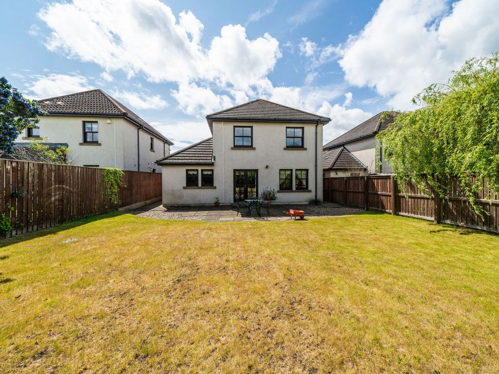 3 bed detached house for sale in Walker Place, St Andrews KY16, £430,000