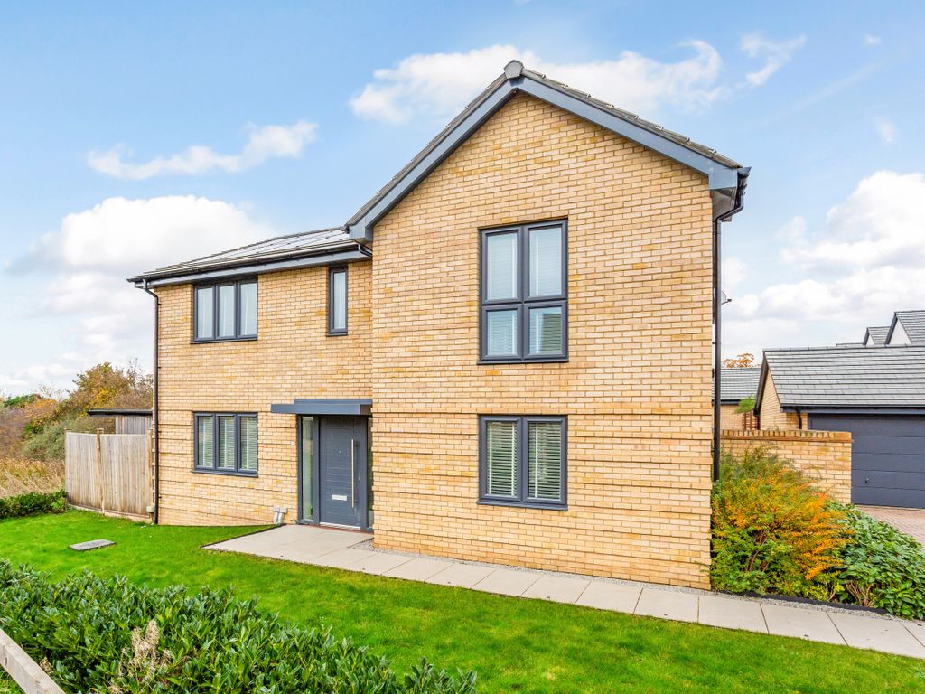 4 bed detached house for sale in Fairfield Way, Bristol BS31, £850,000