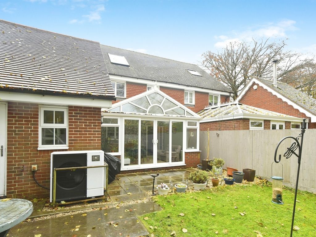 3 bed semi-detached house for sale in Lowbury Gardens, Compton, Newbury RG20, £425,000