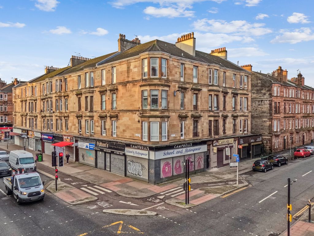 2 bed flat for sale in Calder Street, Govanhill, Glasgow G42, £149,000