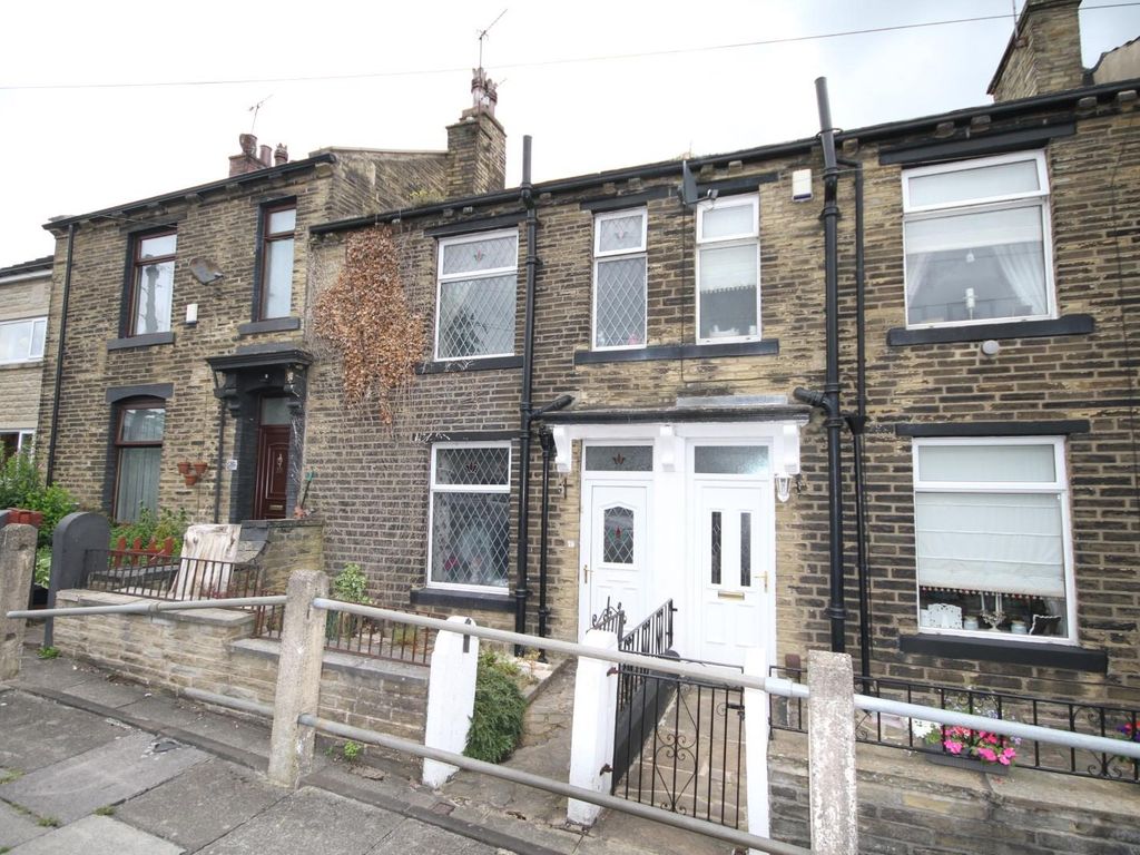 2 bed terraced house for sale in Acre Lane, Eccleshill, Bradford BD2, £79,995