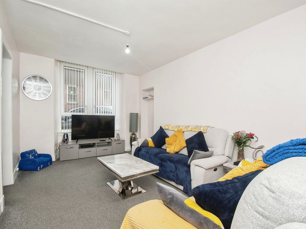 2 bed flat for sale in Macdonald Street, Rutherglen, Glasgow G73, £55,000
