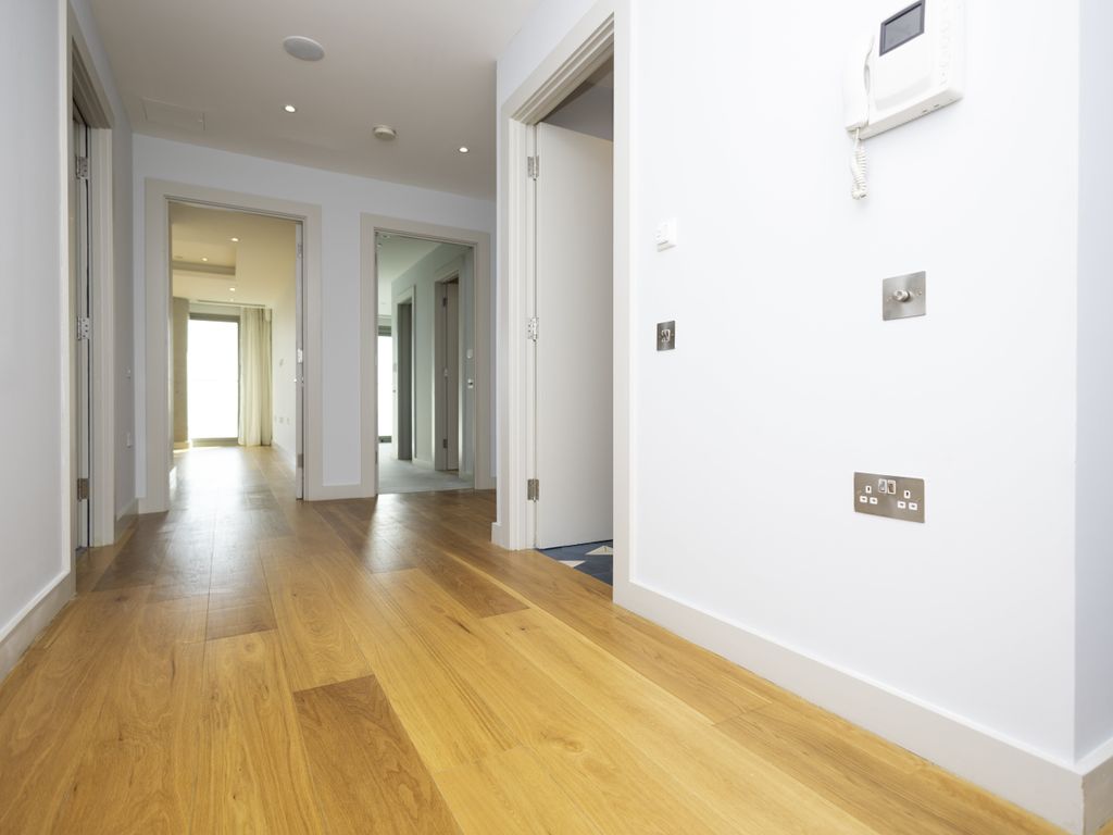 2 bed flat for sale in Admirals Walk, West Cliff Road, Westbourne, Bournemouth BH2, £675,000