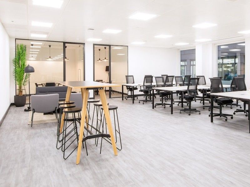 Office to let in Holborn Viaduct, London EC1A, £23,040 pa