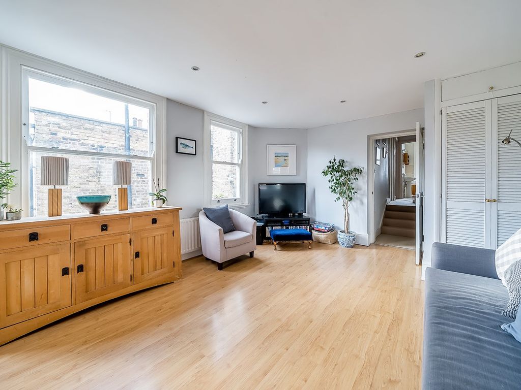 3 bed maisonette for sale in Dalling Road, Hammersmith, London W6, £950,000