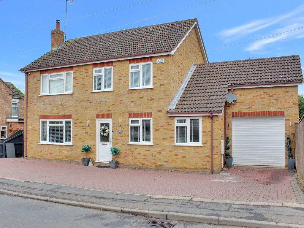 3 bed detached house for sale in March Road, Friday Bridge PE14, £350,000