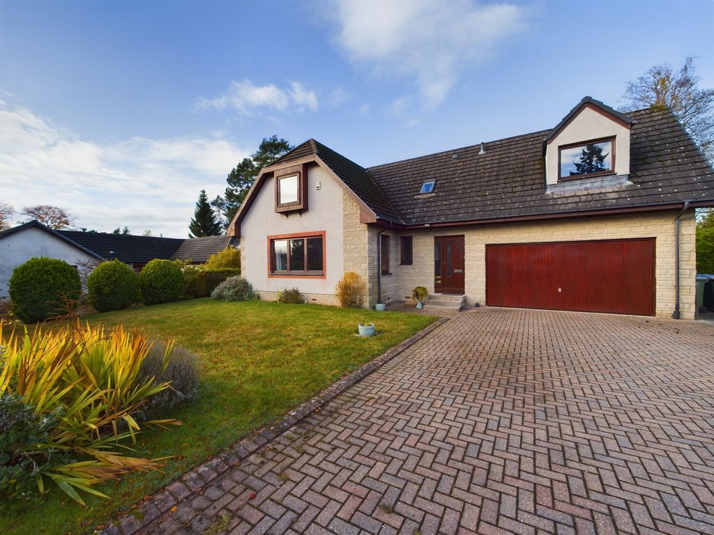 5 bed detached house for sale in 2 Littlewood Gardens, Blairgowrie, Perthshire PH10, £355,000