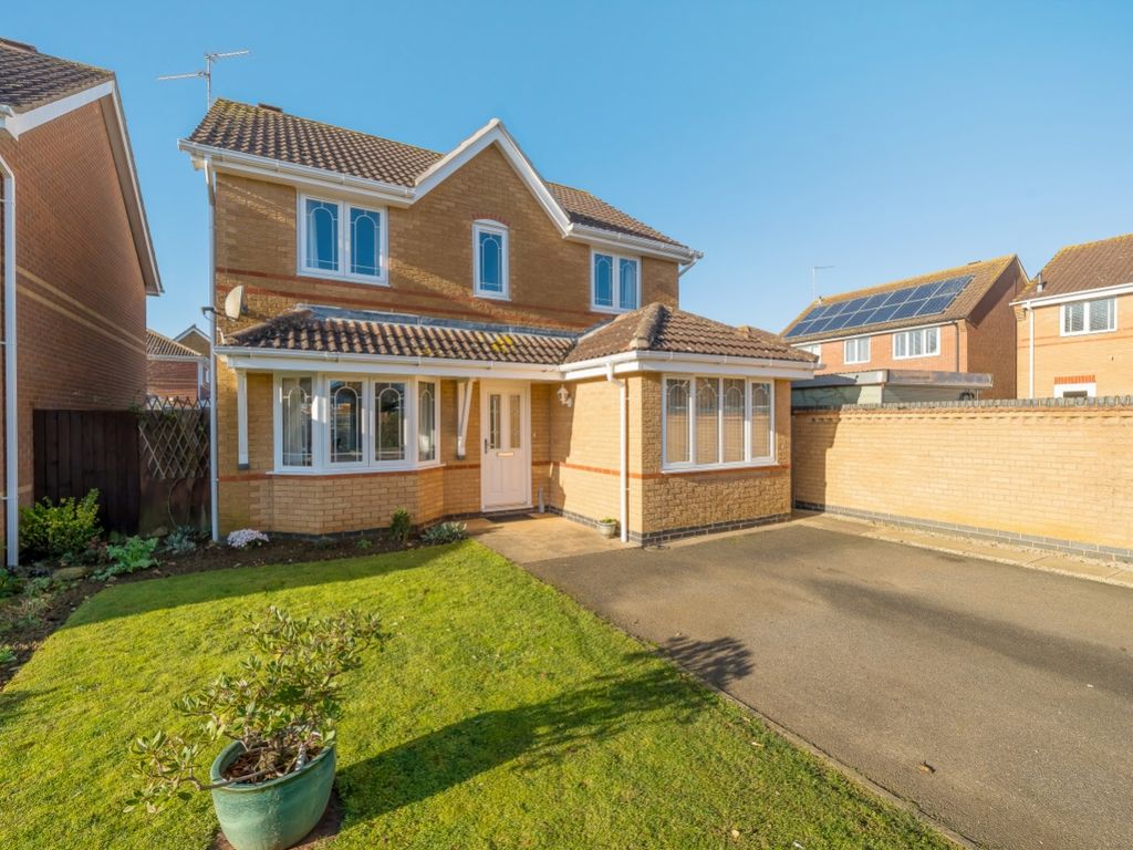 3 bed detached house for sale in Edwin Close, Quarrington, Sleaford, Lincolnshire NG34, £279,950