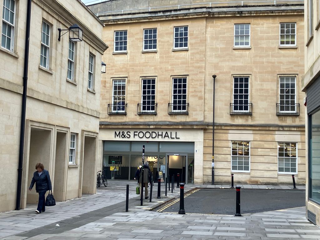 Retail premises to let in Ham Gardens, Bath BA1, £75,000 pa