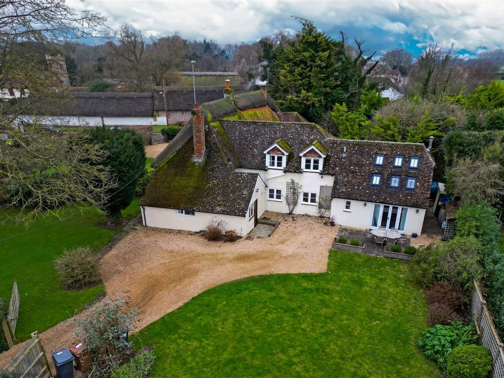 5 bed property for sale in Kimpton, Andover SP11, £860,000