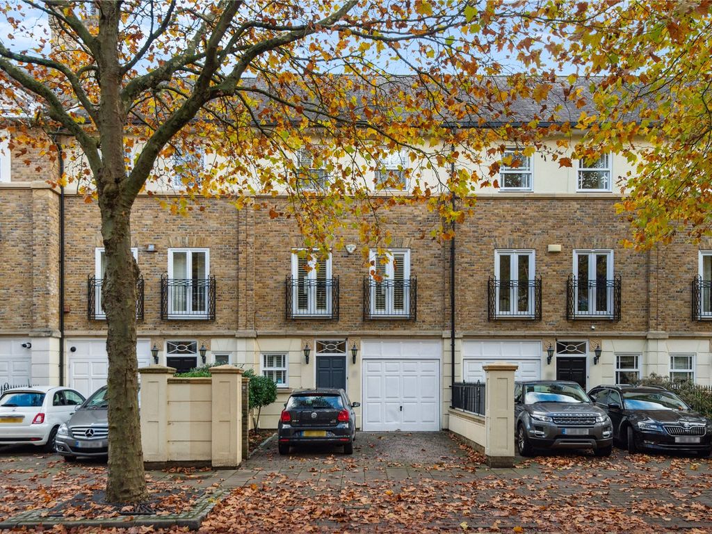 4 bed property for sale in Wyatt Drive, Barnes SW13, £1,950,000