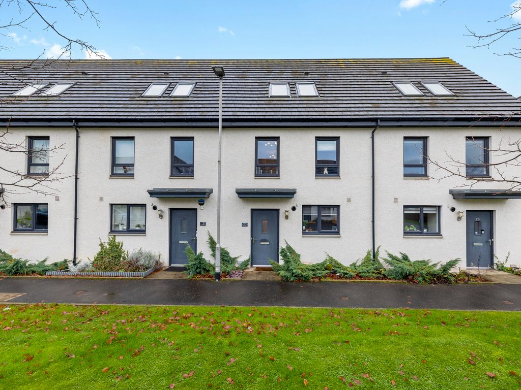 3 bed town house for sale in 23 Craw Yard Drive, South Gyle, Edinburgh EH12, £365,000