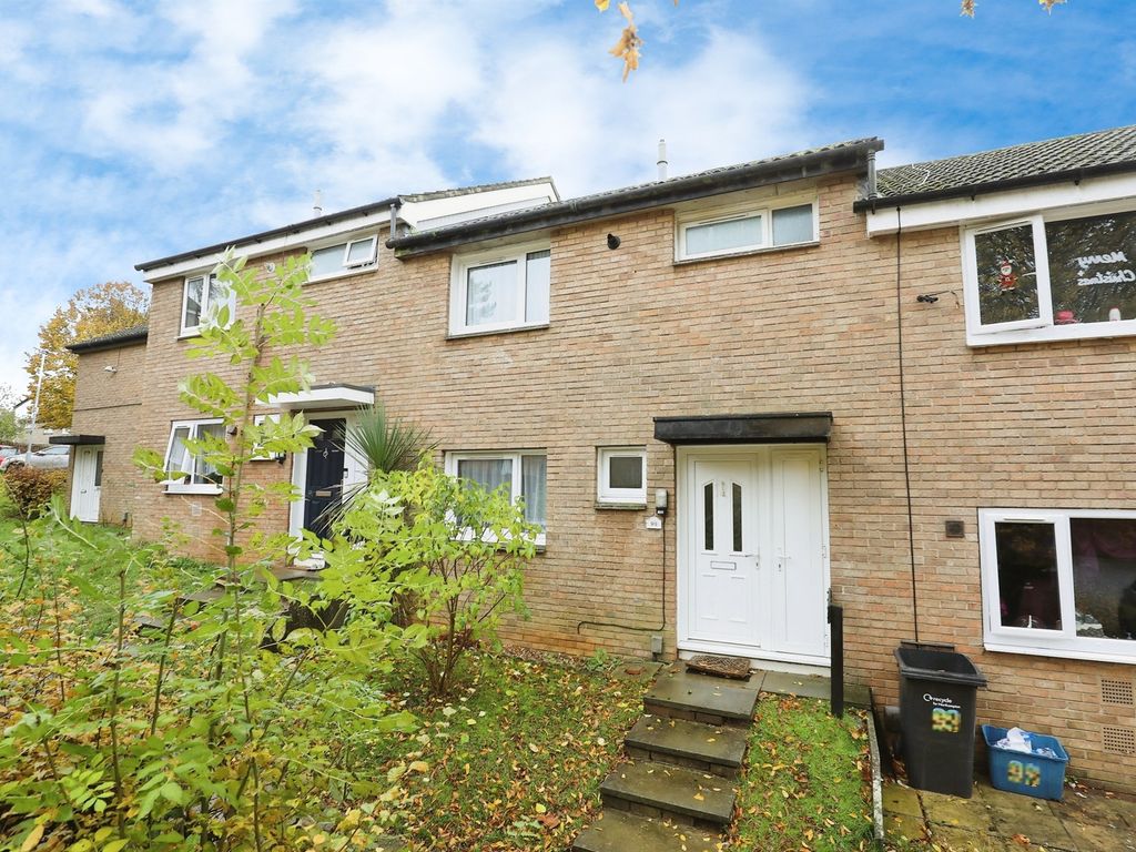 3 bed terraced house for sale in Maidencastle, Abington, Northampton NN3, £195,000